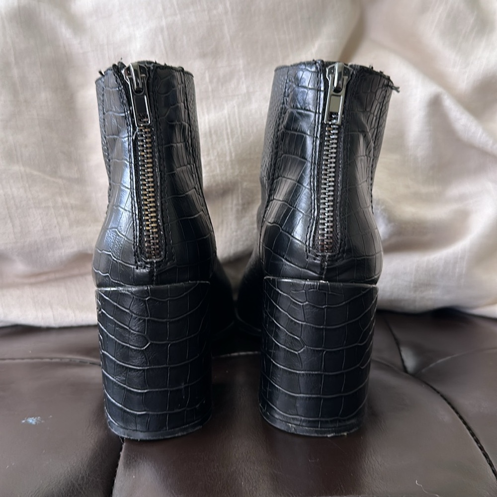 Steve Madden Jillian Boot Size 7.5 - image 3